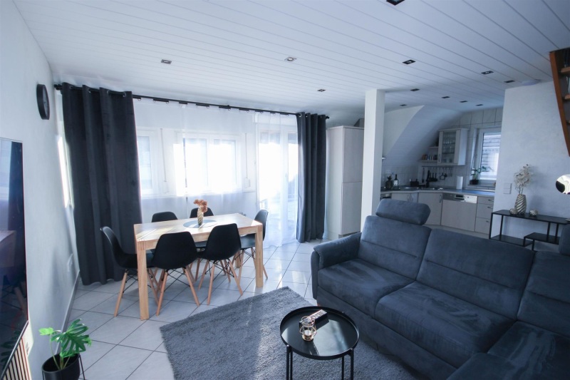 BS18A1_ALFA_APARTMENTS_12_Zimmer_Room_Wohnzimmer_Living_Room