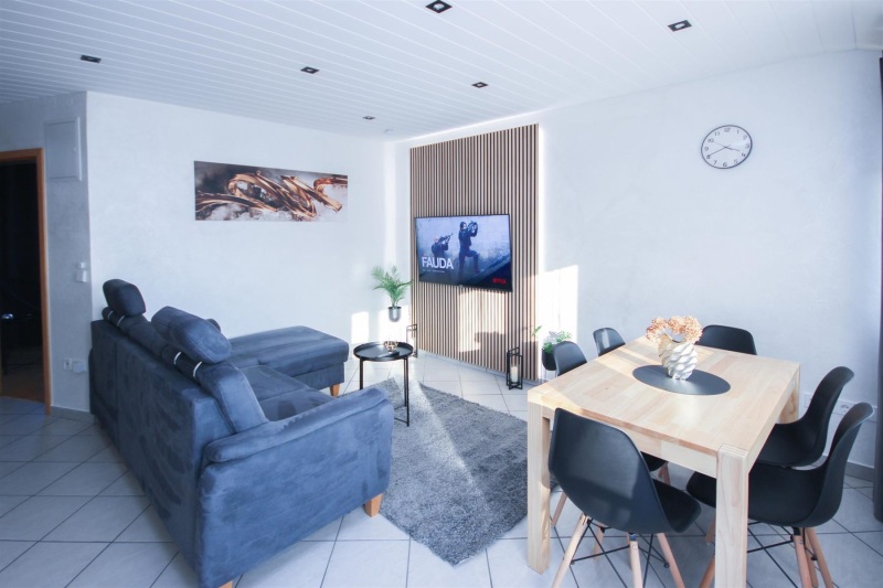 BS18A1_ALFA_APARTMENTS_13_Zimmer_Room_Wohnzimmer_Living_Room