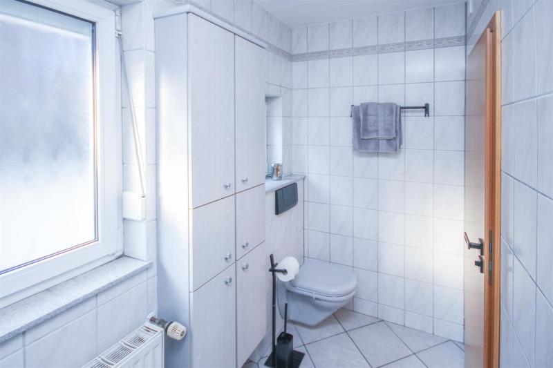 BS18A1_ALFA_APARTMENTS_51_Badezimmer_Bathroom